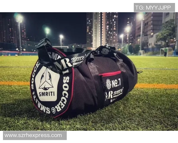 足球明星的时尚选择揭秘他们常用的包包品牌与款式分析